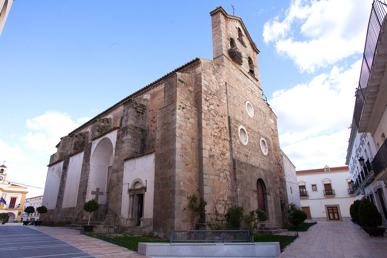 Resultado de imagen de Iglesia de Nuestra SeÃ±ora de la AsunciÃ³n (Campanario) badajoz