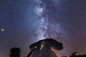 B_Astroturismo (dolmen El Mellizo)