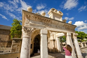 Restos del Templo Romano de Marte