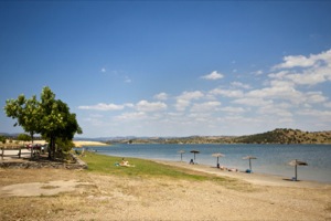 B_EMBALSE_ORELLANA_CALICANTO_01